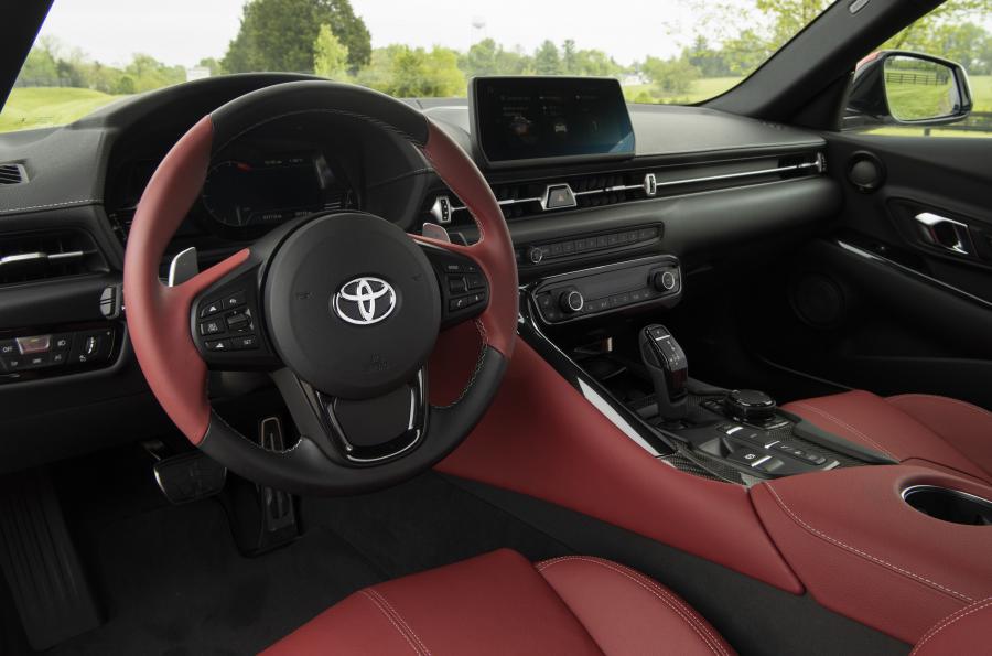 Торпедо Toyota GR Supra Launch Edition (A90) 2019 года  (NA) (фото 36 из 37)